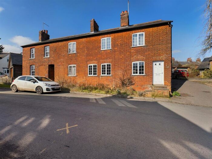 2 Bedroom Cottage To Rent In Maiden Street, Weston, Hitchin, SG4