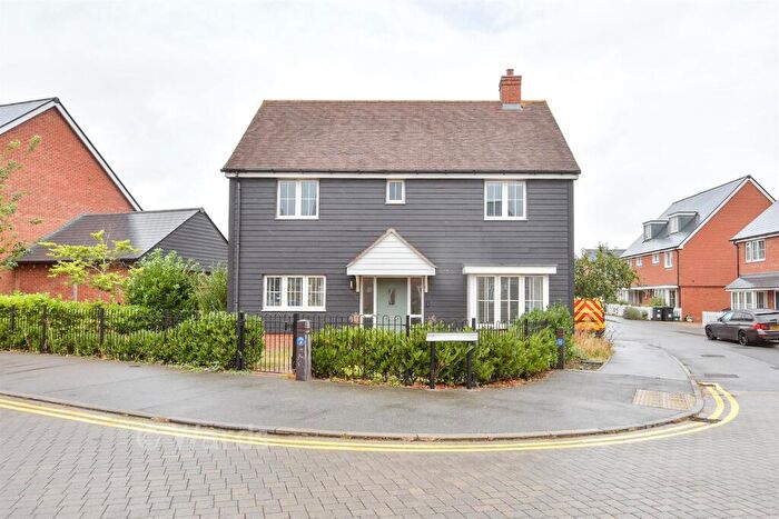 4 Bedroom Detached House For Sale In Keepers Cottage Lane, Wouldham, Rochester, Kent, ME1