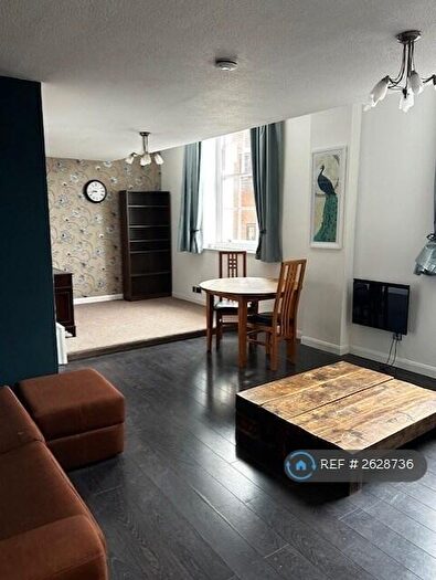 1 Bedroom Flat To Rent In Robinson Row, Hull, HU1