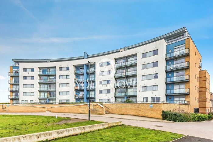 2 Bedroom Flat To Rent In Tideslea Path, London, SE28