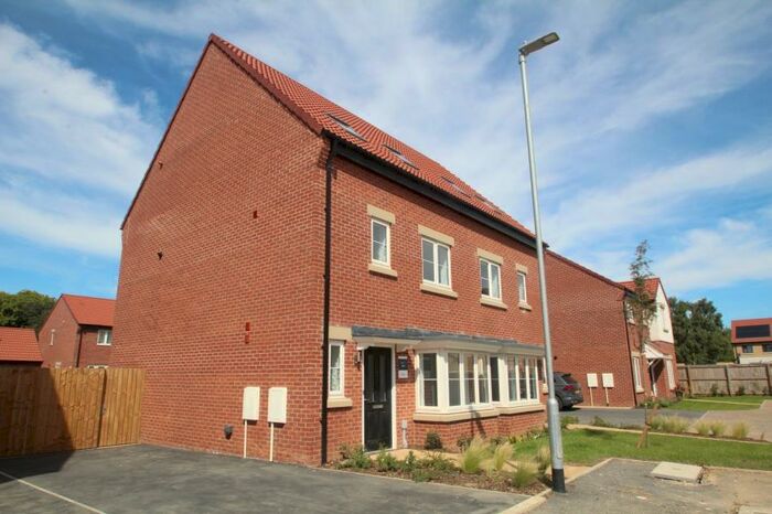 4 Bedroom Semi-Detached House To Rent In Ludlow Croft, Thorp Arch, LS23