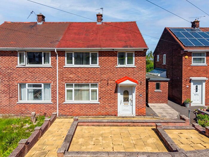 3 Bedroom Semi-detached House For Sale In Roughwood Road, Rotherham, S61