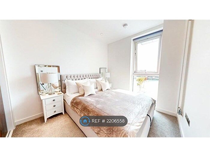 1 Bedroom Flat To Rent In Salford, Salford, M50