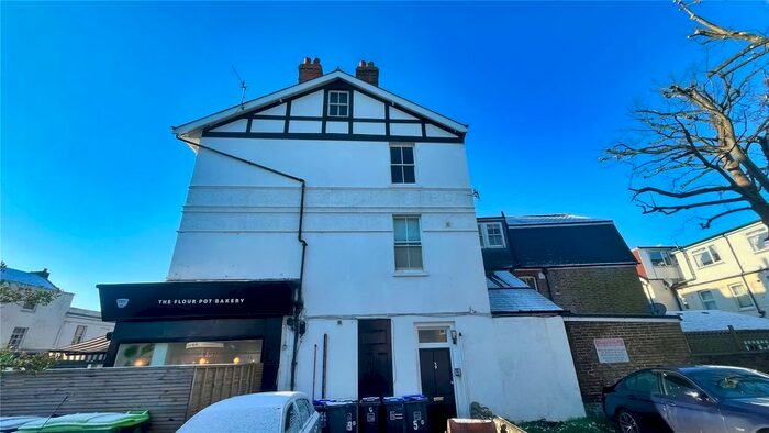 2 Bedroom Flat To Rent In Brighton Road, Worthing, BN11