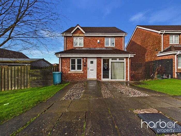 5 Bedroom Detached House For Sale In Garnqueen Crescent, Glenboig, Coatbridge, North Lanarkshire, ML5