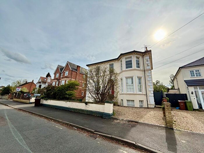 2 Bedroom Flat To Rent In Hutton Raufe, Fairmount Road, GL51