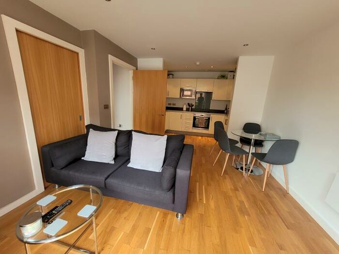 2 Bedroom Apartment To Rent In Apt G. :: Flint Glass Wharf, M4