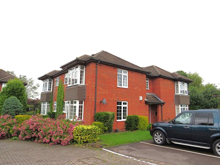 1 Bedroom Studio To Rent In Oaklands Croft, Sutton Coldfield, B76