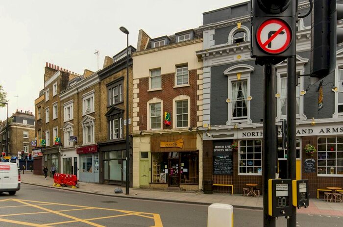 1 Bedroom Flat To Rent In King's Cross Road, King's Cross, London, WC1X