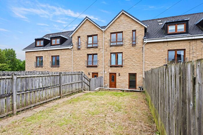 4 Bedroom Town House For Sale In Village Road, Cambuslang, G72