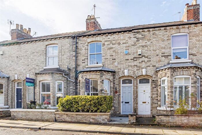 2 Bedroom Terraced House For Sale In Russell Street, York, YO23