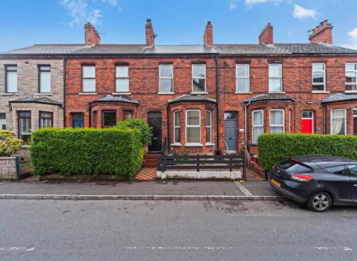 2 Bedroom Mid Terraced House For Sale In Parkgate Avenue, Belfast, BT4