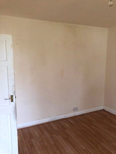 3 Bedroom Semi Detached House To Rent In Luton, LU3