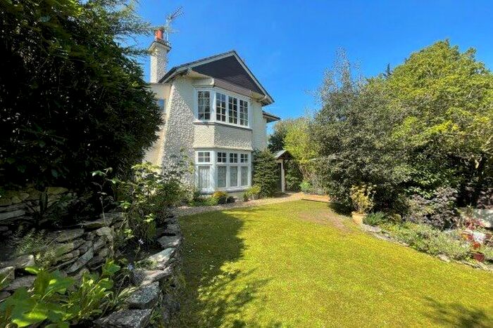 1 Bedroom Flat To Rent In Surrey Road, Bournemouth, BH4