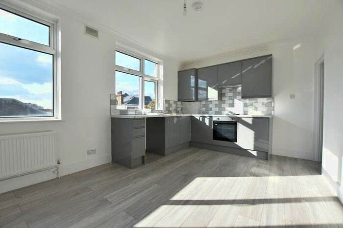 1 Bedroom Flat To Rent In Passey Place, Eltham, SE9