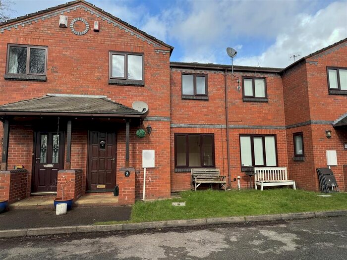 2 Bedroom Property To Rent In The Canal Mews, Trentham, Stoke-On-Trent, ST4