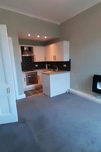 1 Bedroom Flat To Rent In Rannoch Street, Glasgow, G44