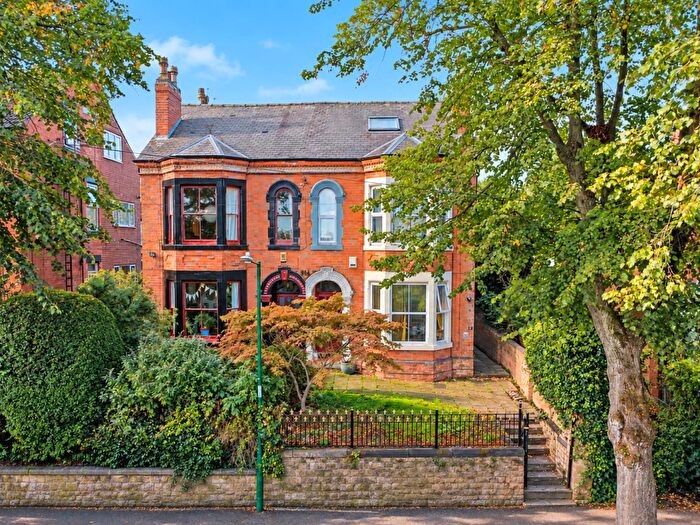 4 Bedroom Semi Detached House For Sale In Langtry Grove, Nottingham, NG7