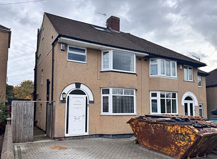 4 Bedroom Semi Detached House For Sale In Town Furze, Oxford, OX3