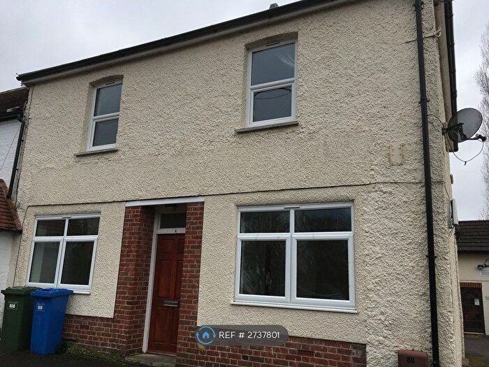 1 Bedroom Maisonette To Rent In Owlsmoor Road, Owlsmoor, Sandhurst, GU47