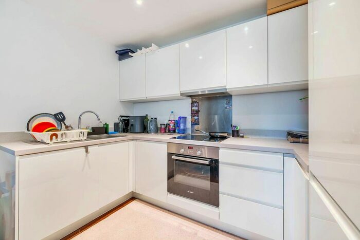1 Bedroom Flat To Rent In Howard Road, Stanmore, HA7