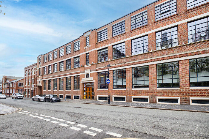 2 Bedroom Apartment To Rent In St Pauls Place, St. Pauls Square, Birmingham, B3