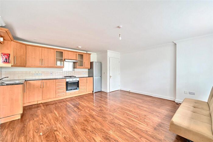 2 Bedroom Flat To Rent In Lordship Lane, Tottenham, London, N17