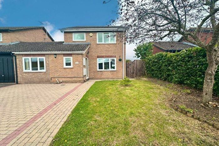 3 Bedroom Cottage To Rent In The Range, Gloucester, GL2