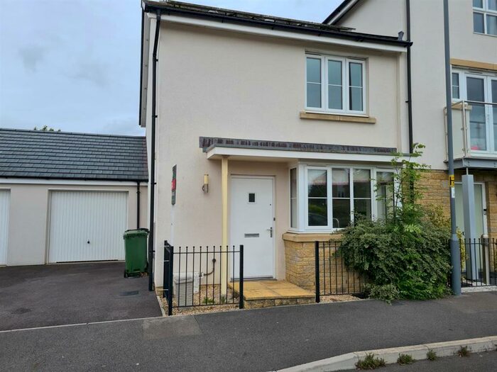 3 Bedroom Semi-Detached House To Rent In Nightingale Way, Westfield, Radstock, BA3
