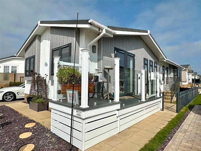 2 Bedroom Bungalow For Sale In New Lane, Milford On Sea, Lymington, Hampshire, SO41