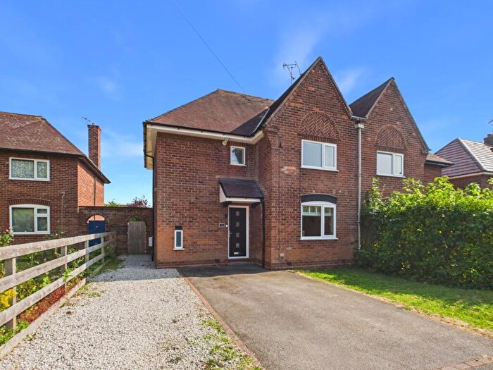 3 Bedroom Semi-Detached House For Sale In Circular Drive, Lache, CH4