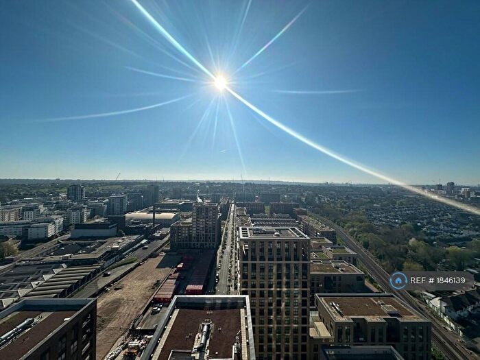 1 Bedroom Flat To Rent In Finsbury Court, London, NW9