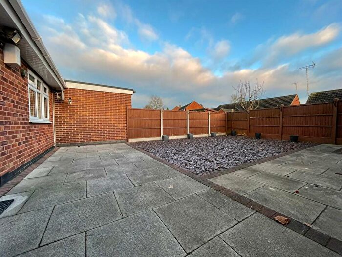 2 Bedroom Semi-Detached Bungalow For Sale In Sywell Drive, Wigston, LE18