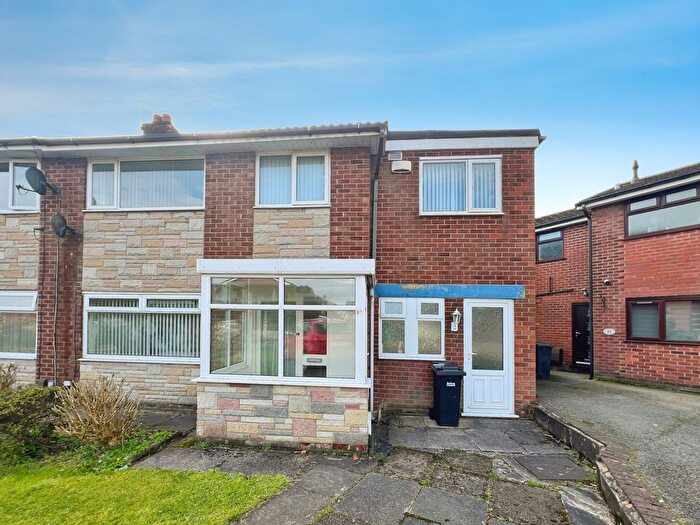 4 Bedroom Semi Detached House For Sale In Chiltern Drive, Bolton, BL2