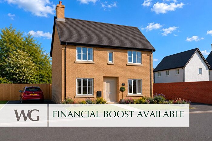 3 Bedroom Link Detached House For Sale In Colyton, Devon, EX24