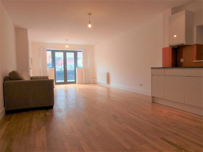 2 Bedroom Flat To Rent In Church Walk, Stoke Newington, N16