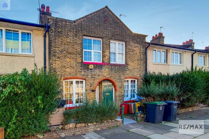 2 Bedroom Terraced House To Rent In Chesthunte Road, London, N17