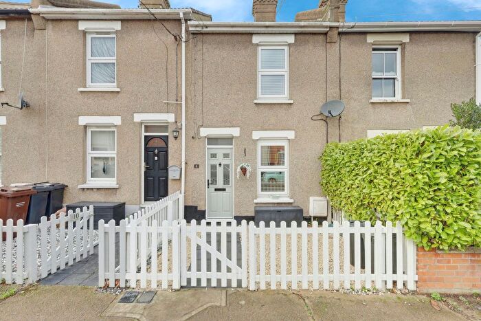 2 Bedroom Terraced House For Sale In Parkstone Avenue, Benfleet, SS7