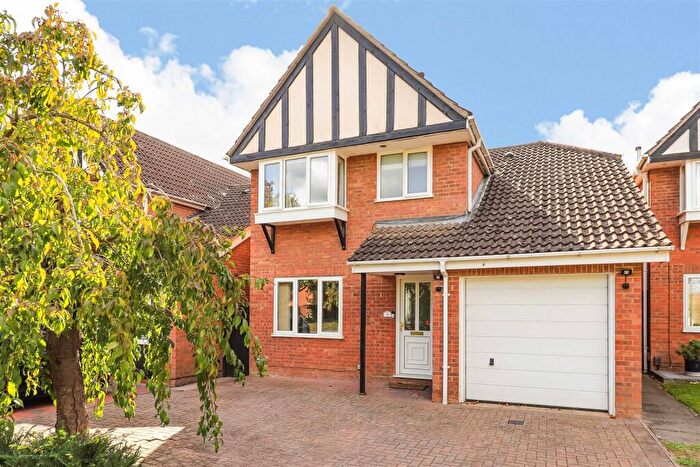3 Bedroom Detached House For Sale In Sable Close, Cambridge, CB1