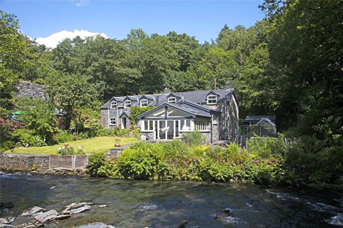 4 Bedroom Cottage For Sale In Pantperthog, Machynlleth, Powys, SY20