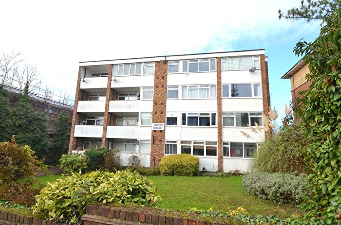 1 Bedroom Flat For Sale In Grange Road, Crystal Palace, SE19