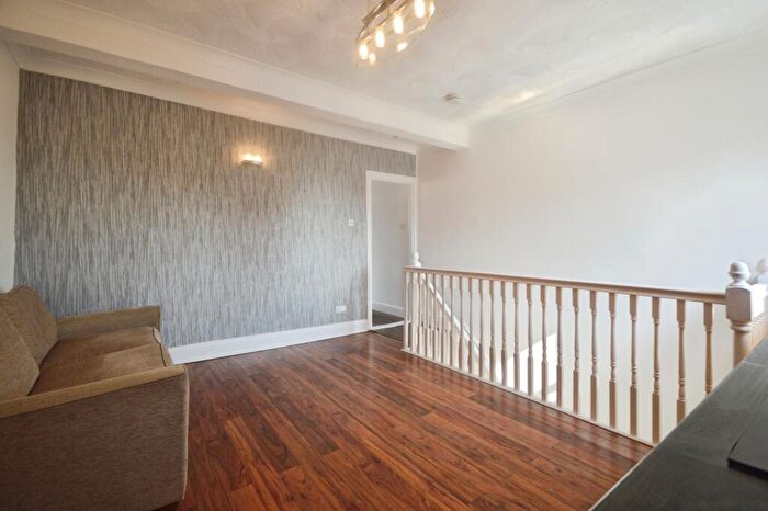 1 Bedroom Flat To Rent In Bryant Road, Rochester, Kent, ME2