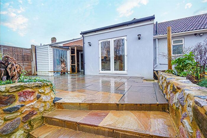 2 Bedroom Detached Bungalow For Sale In Ashford Road, Hastings, TN34