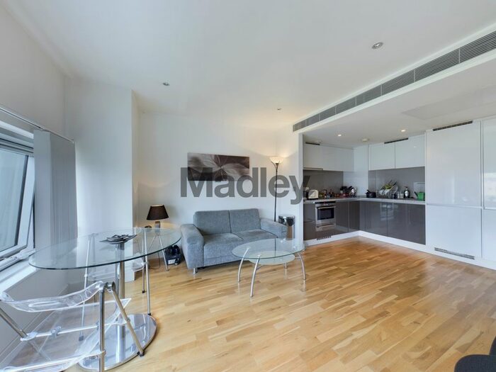Studio To Rent In Marsh Wall, London, E14