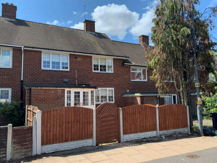 5 Bedroom House To Rent In Unett Street, Birmingham, B19