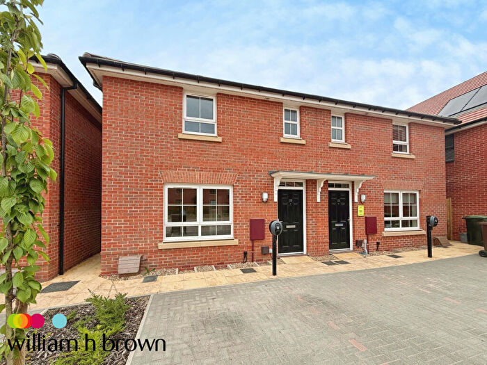 3 Bedroom House To Rent In Teasel Close, Ipswich, IP1