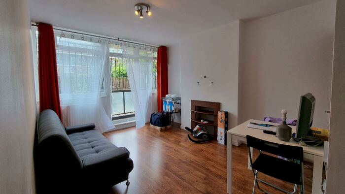 1 Bedroom Apartment To Rent In Thoresby Street, London, N1