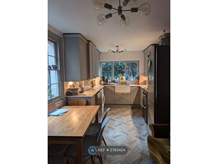 4 Bedroom Terraced House To Rent In Effra Parade, London, SW2