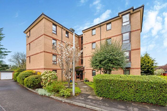 2 Bedroom Flat For Sale In Easter Warriston, Edinburgh, EH7