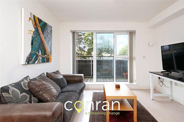 2 Bedroom Flat To Rent In Charlton Road, Charlton, SE7